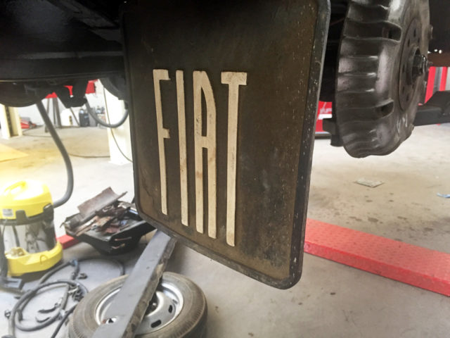 Fiat 1100R Kleur Grijs
