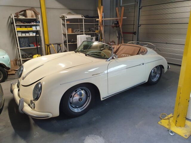 Porsche 356 Speedster Replica